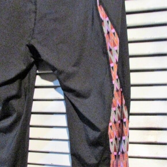 Athleta Small Ariel Swim/Workout Capris - Picture 6 of 10